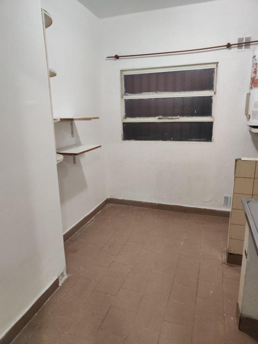 VENTA DE EXCELENTE DEPARTAMENTO 3 AMBIENTES EN PLANTA BAJA - BARRIO COCA COLA - MONTE GRANDE