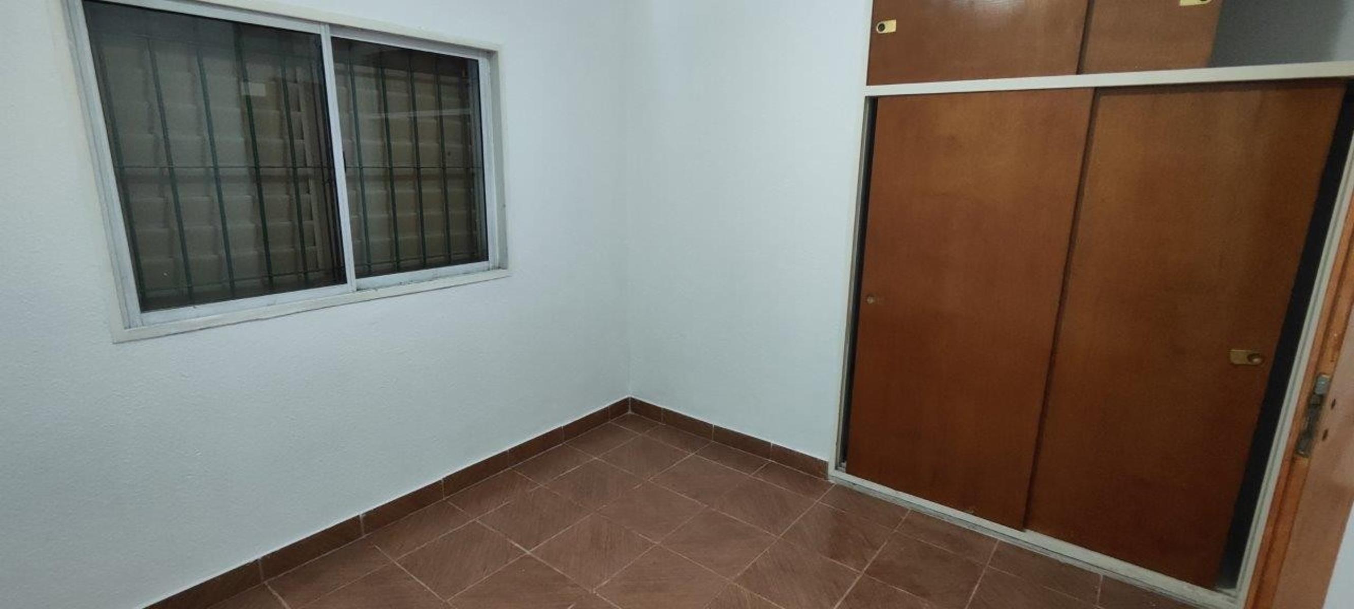 VENTA DE EXCELENTE DEPARTAMENTO 3 AMBIENTES EN PLANTA BAJA - BARRIO COCA COLA - MONTE GRANDE