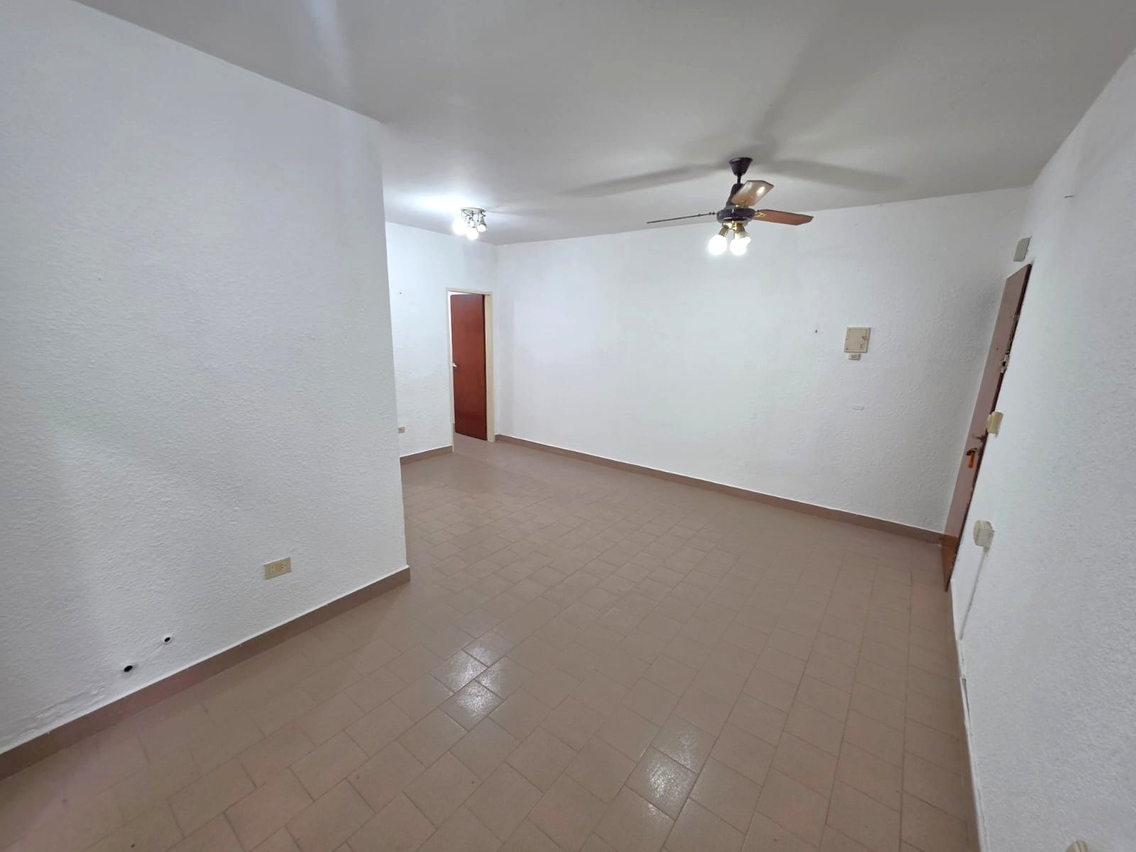 ALQUILER DE DEPARTAMENTO 3 AMBIENTES EN PLANTA BAJA - BARRIO COCA COLA - MONTE GRANDE