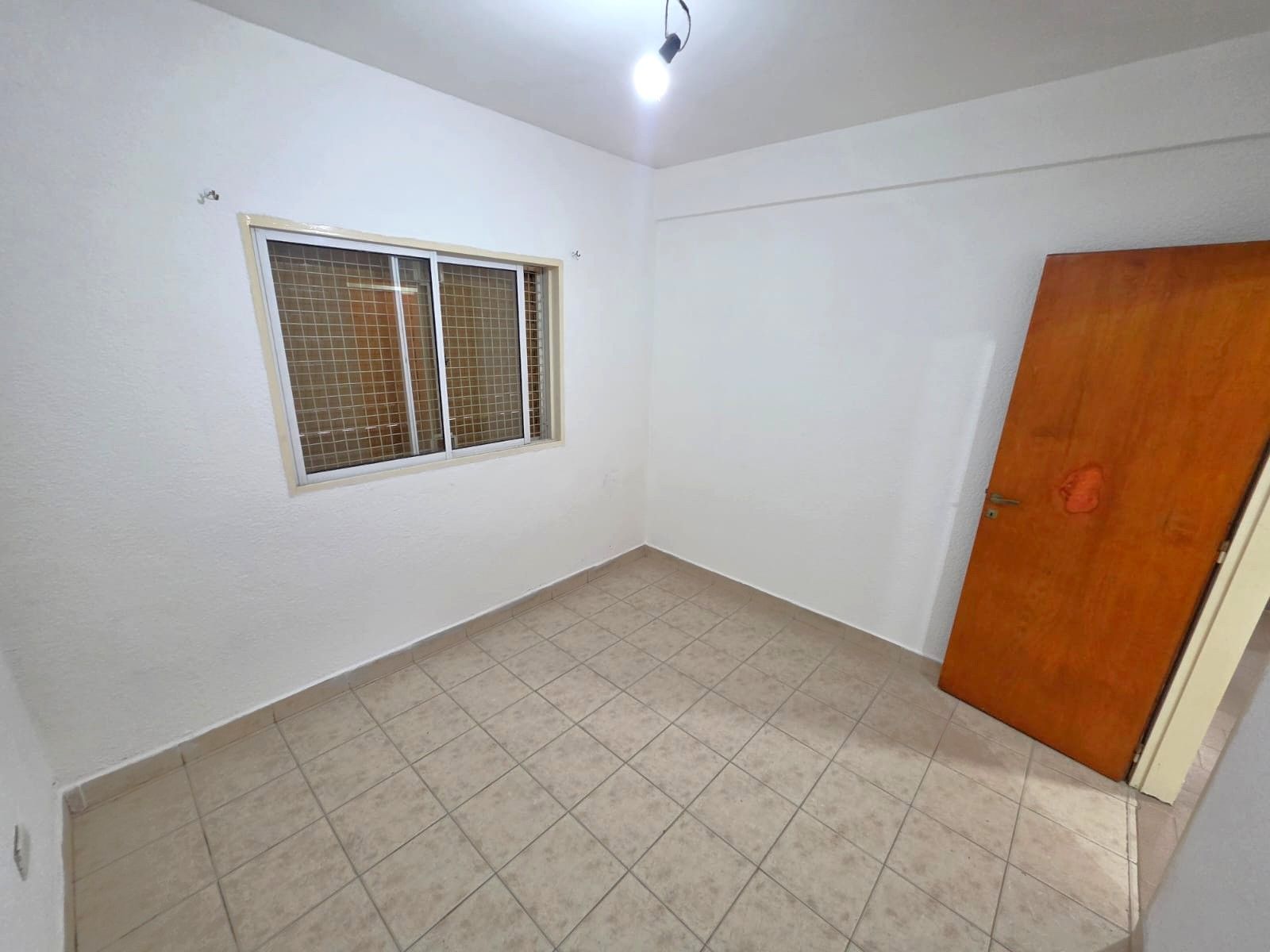 ALQUILER DE DEPARTAMENTO 3 AMBIENTES EN PLANTA BAJA - BARRIO COCA COLA - MONTE GRANDE
