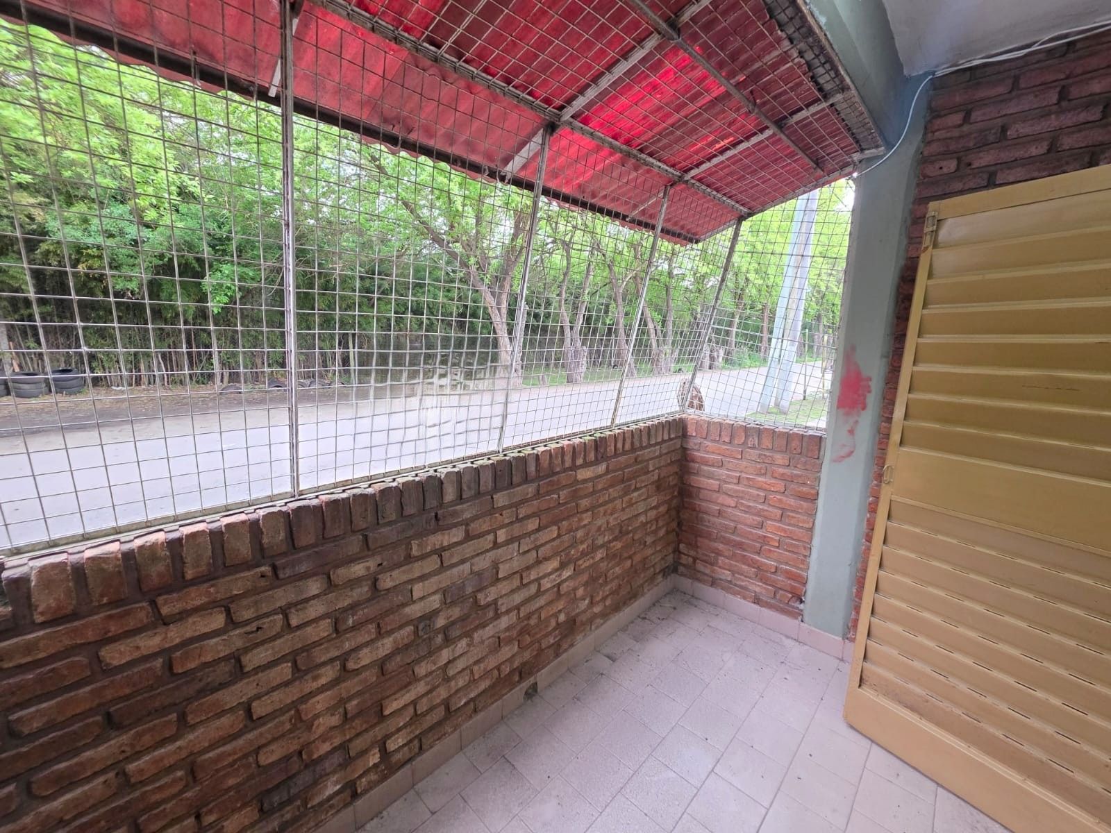 ALQUILER DE DEPARTAMENTO 3 AMBIENTES EN PLANTA BAJA - BARRIO COCA COLA - MONTE GRANDE
