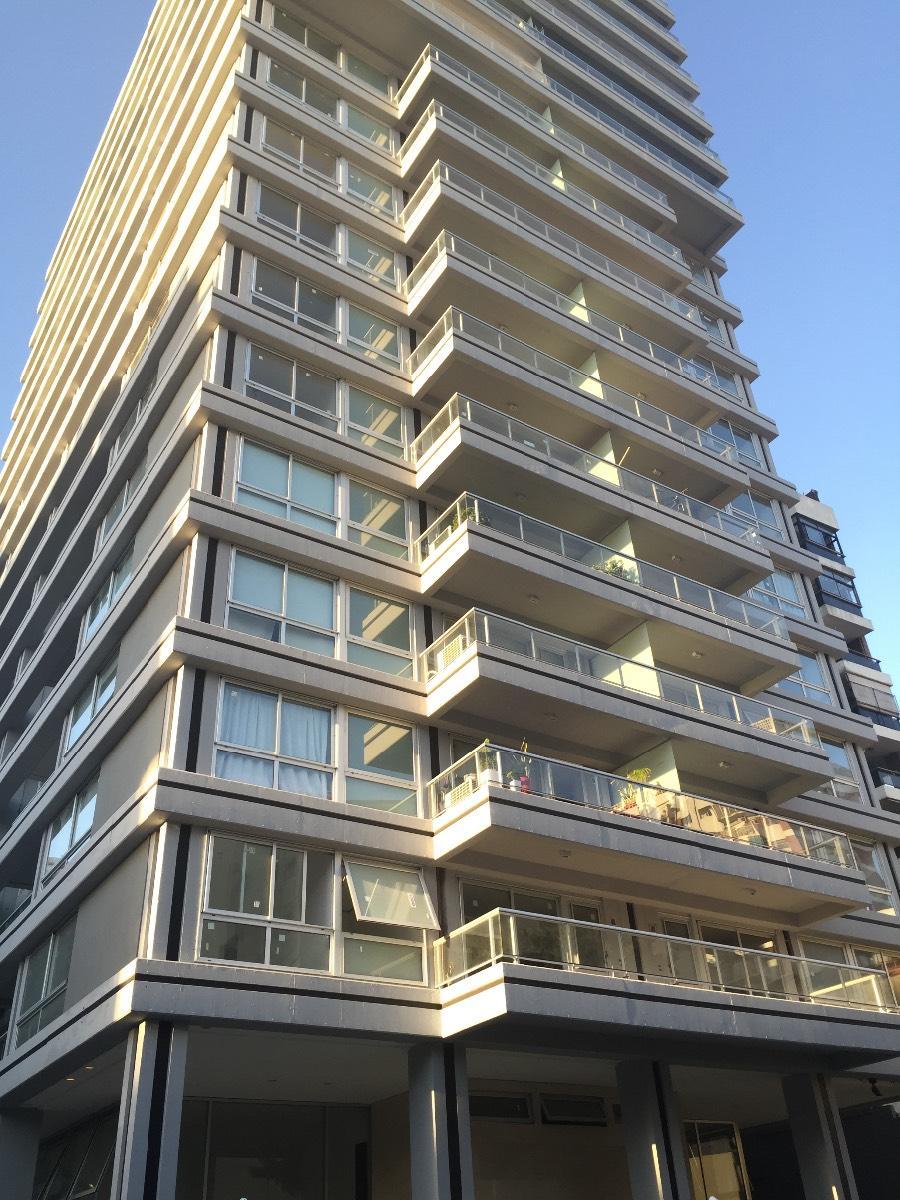 EL MEJOR DEPARTAMENTO DE CABALLITO  en edificio de categoria
