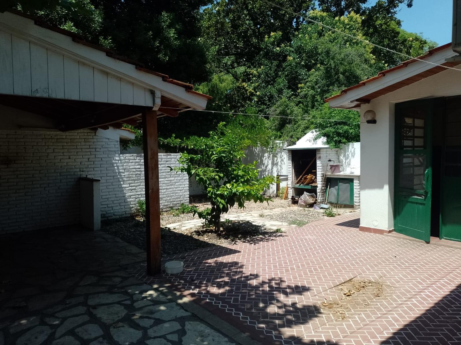 Alquiler de casa en Adrogué