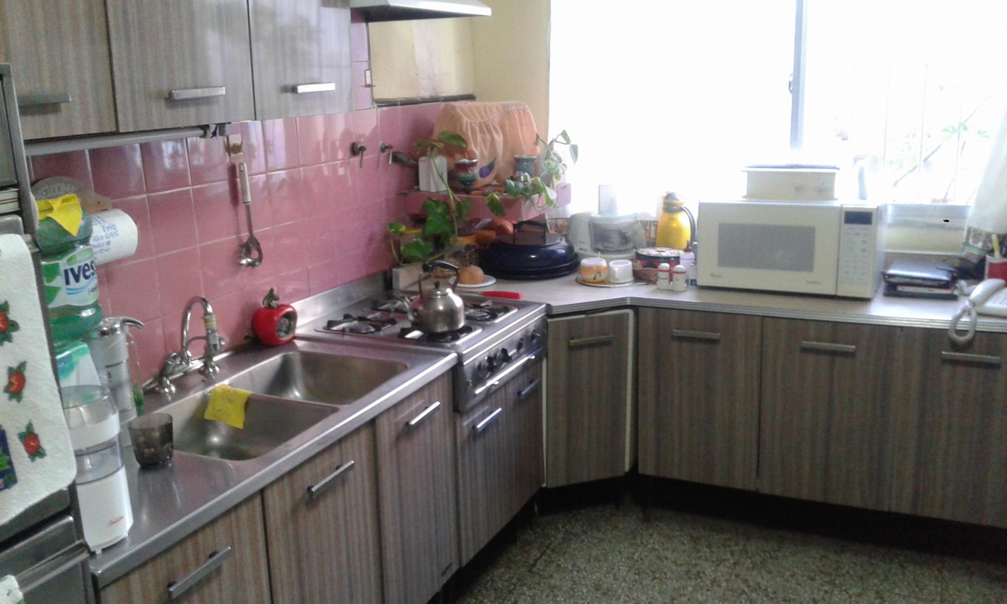 SE VENDE COMODA CASA DE 4 AMB EN CIUDAD JARDIN LOMAS DEL PALOMAR