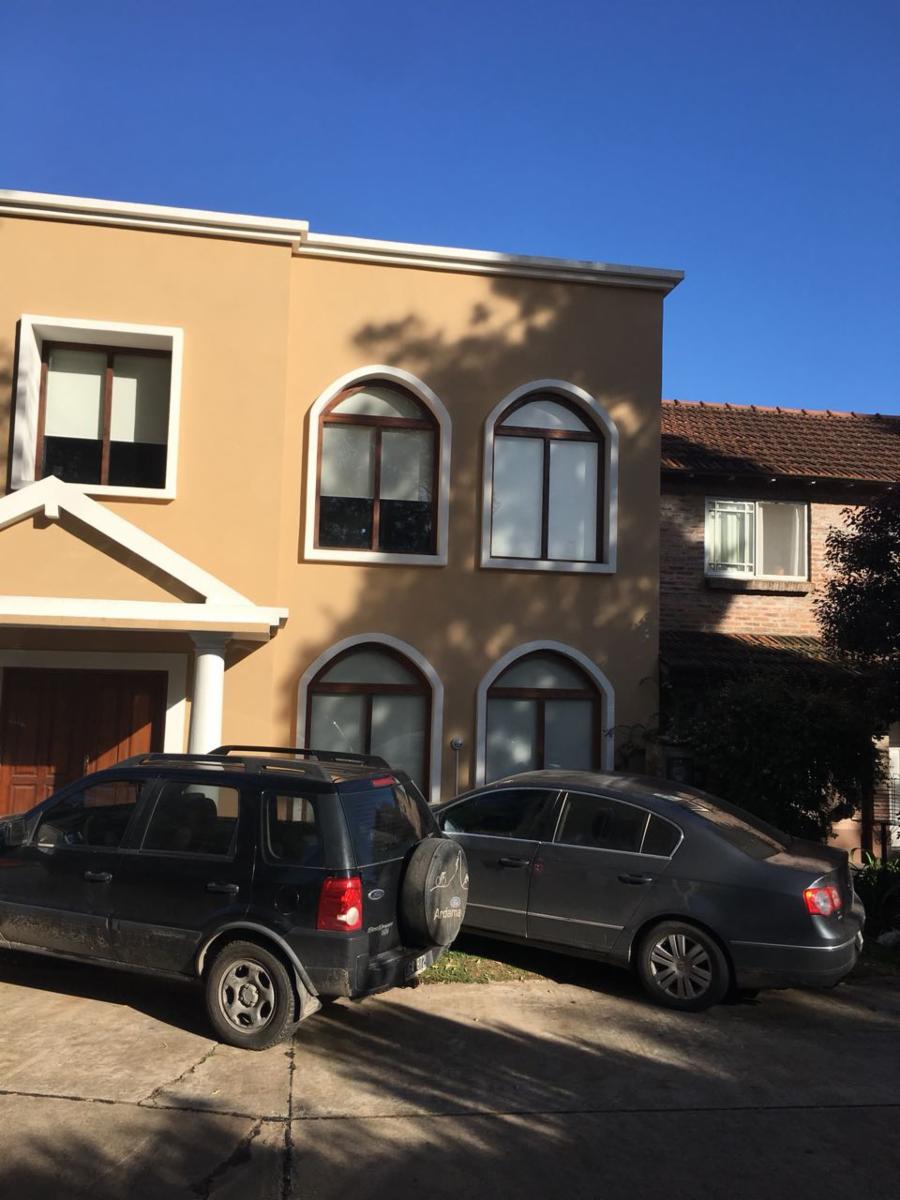 Se Vende Hermosa Casa en Bº Vistas del Golf Don Torcuato