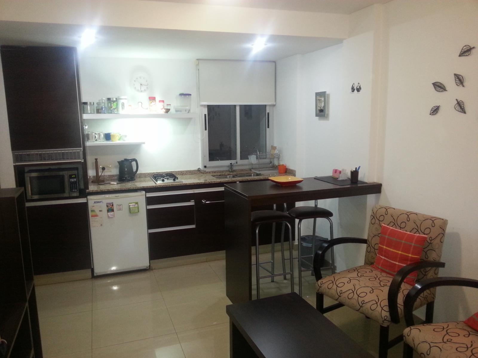 ALQUILO MONOAMBIENTE CENTRO A 2 CUADRAS DEL RIO! 