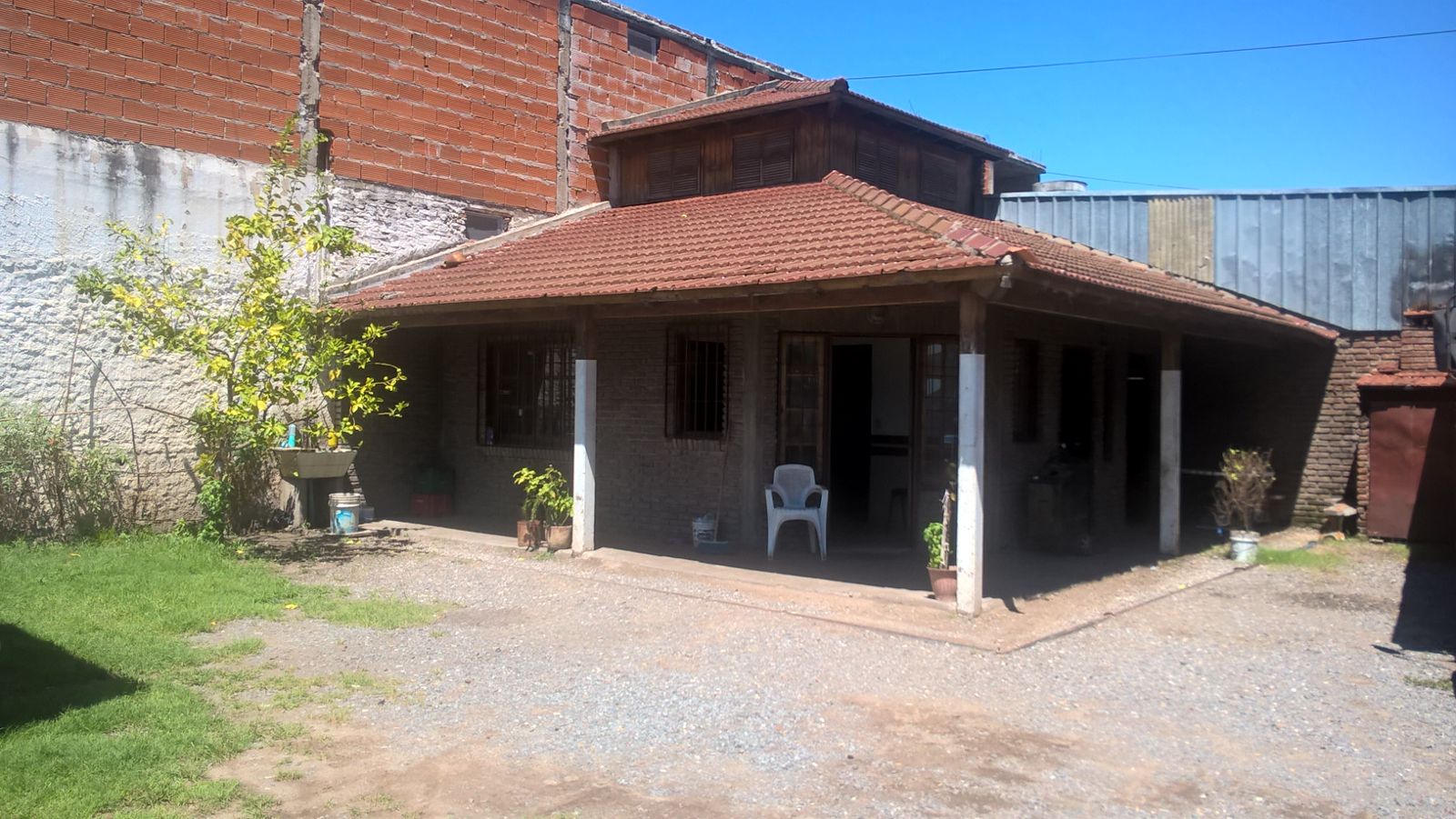  Alquiler 2 Propiedades, Uso Comercial en Arturo Illia 5700 (Ex Ruta 8) - San Miguel