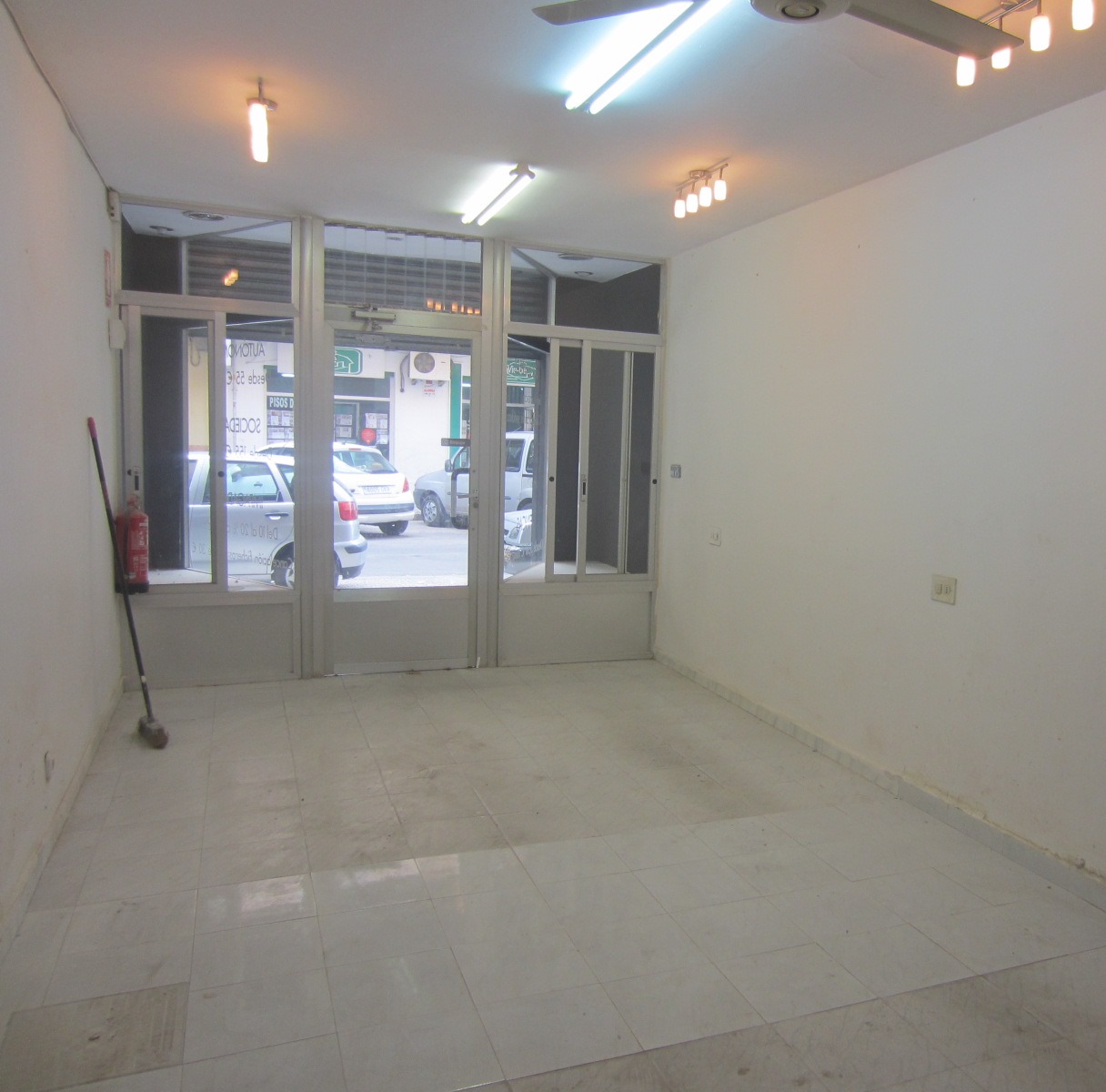 local en calle alcañiz