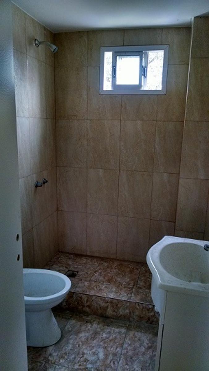 DEPARTAMENTO 2 AMBIENTES A ESTRENAR con cochera EN PARQUE QUIRNO ,HURLINGHAM.SE VENDE ALQUILADO. INTERESANTE RENTA MENSUAL