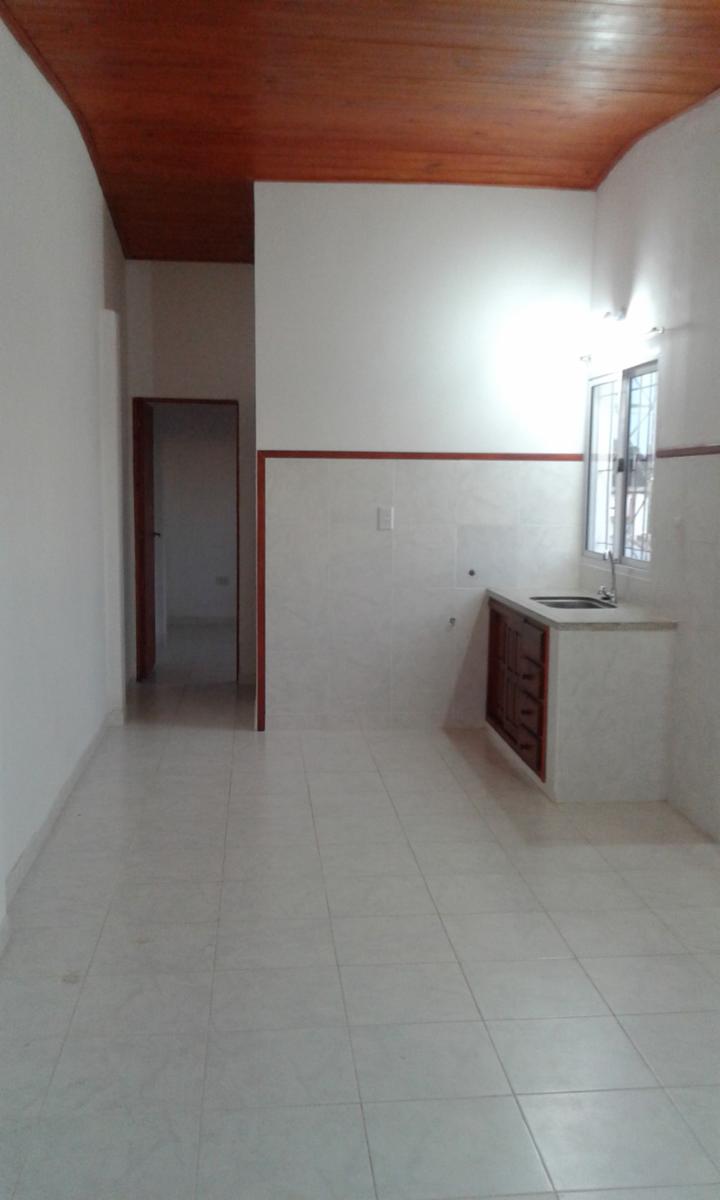 Alquilo departamento zona walmart/shoping--Corrientes $4500
