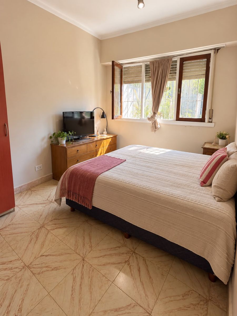 VENDO CASA EN QUEQUEN (CENTRO)