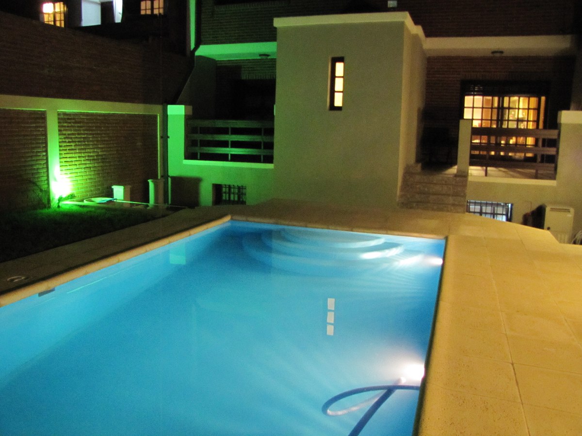 Chalet 5 ambientes ubicado en Punta Mogotes a 50 metros del mar, en la ciudad de Mar del Plata