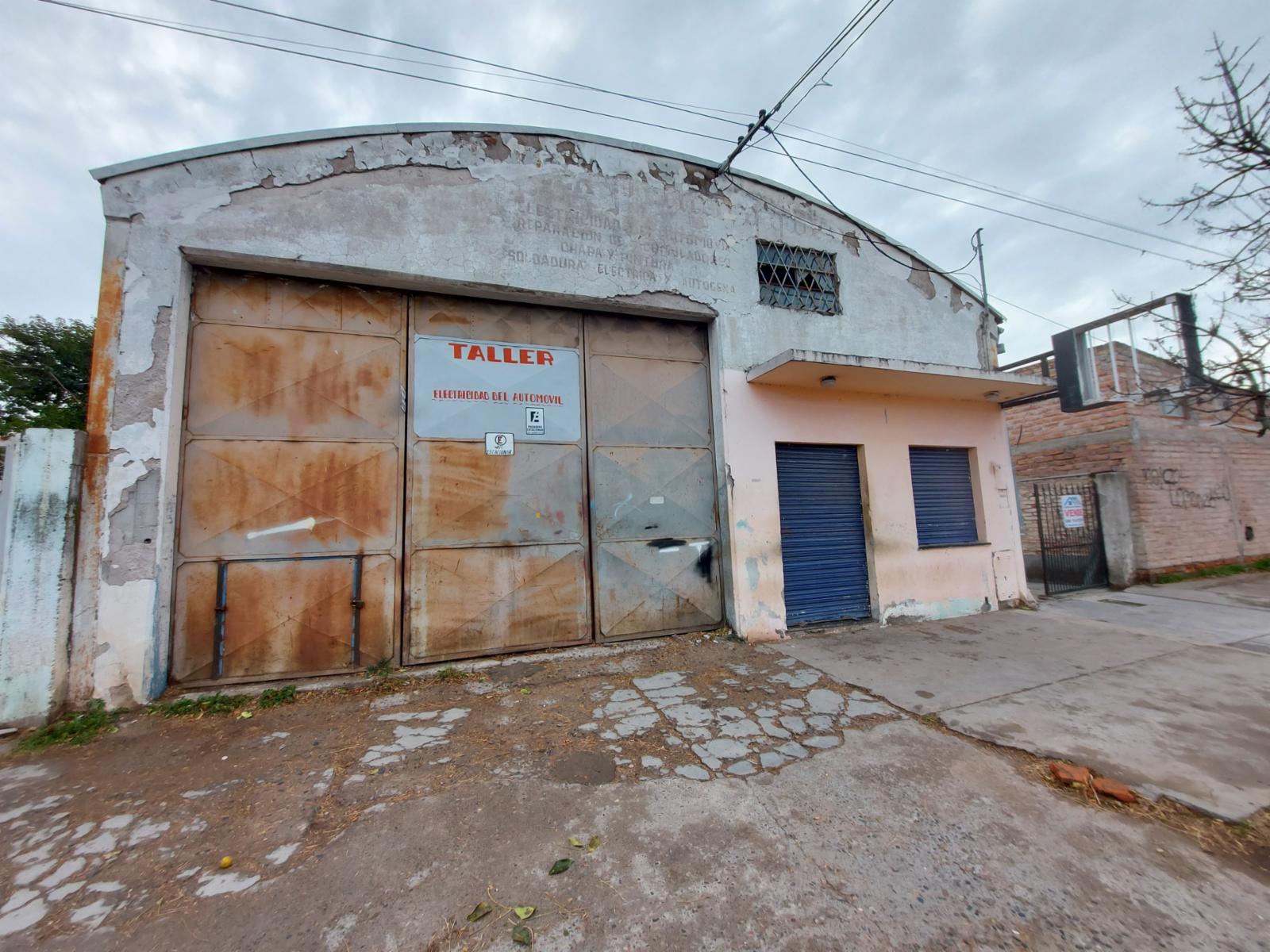 VENDO GALPÓN Y CASA EN LAMARQUE
