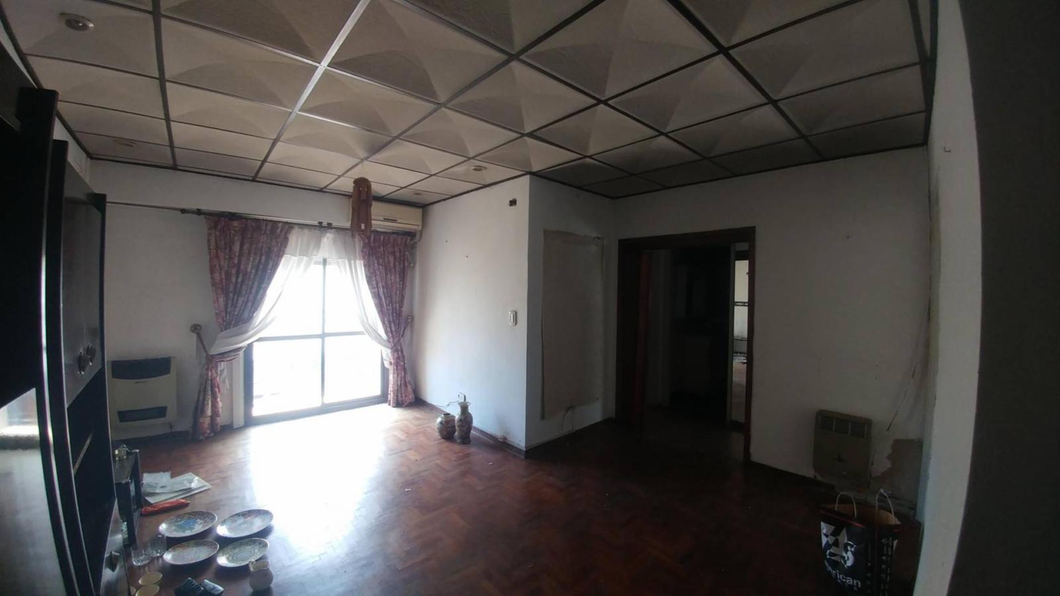 Departamento piso en Venta