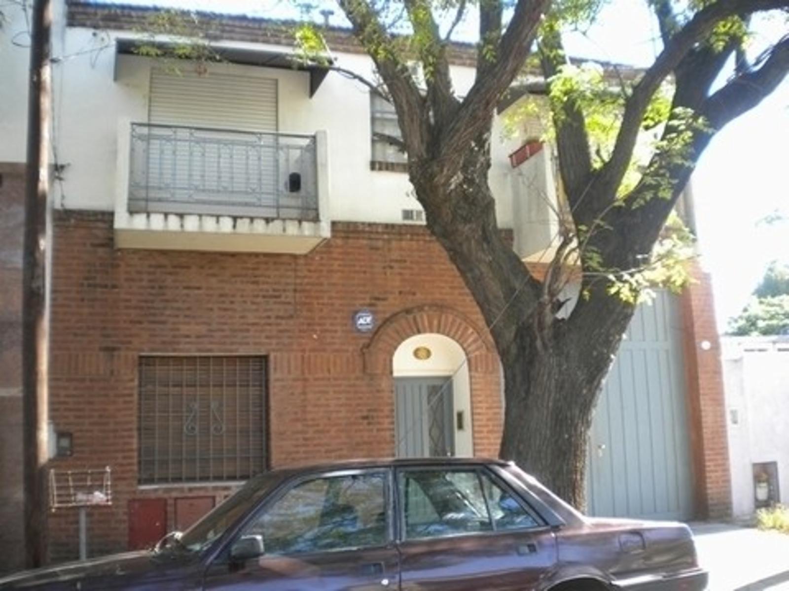 Se Alquila PH de 2 1/2 Ambientes en P. Alta en Olivos