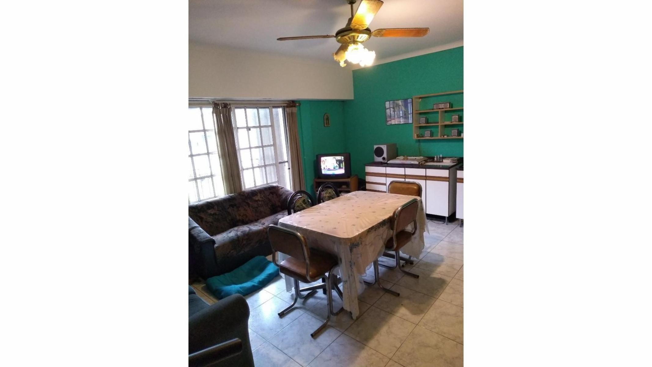Se Vende Amplio Depto. de 2 Ambientes en Olivos Golf