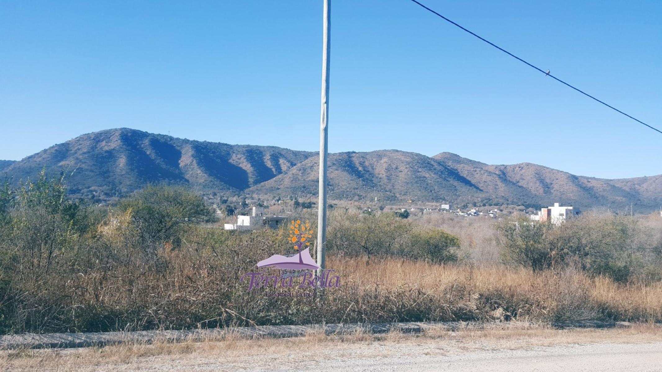 LOTES EN BARRIO BALCONES DE PLAYAS DE ORO. 700 METROS CADA UNO