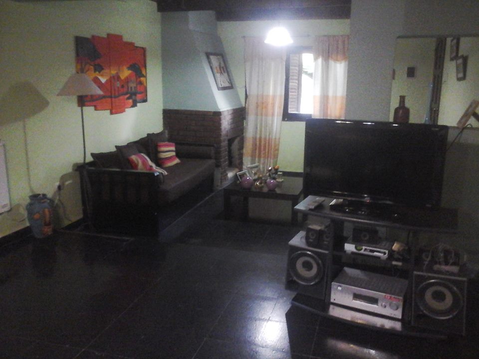 Excelente casa Estilo quinta en Bº Las Flores
