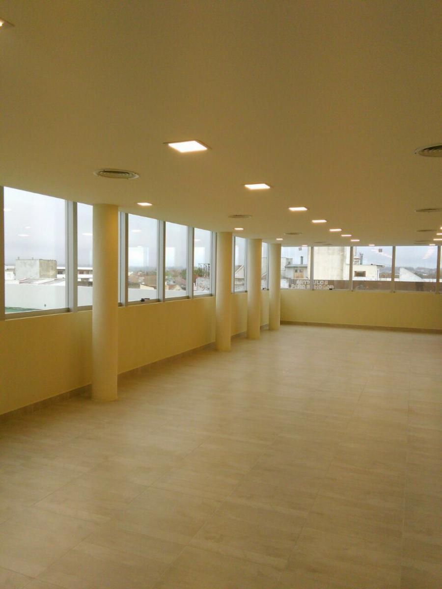 OFICINA ZONA HPC- CON COCHERA