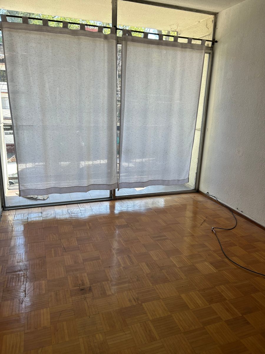 ALQUILER Departamento de 2 ambientes en piso 1 al frente