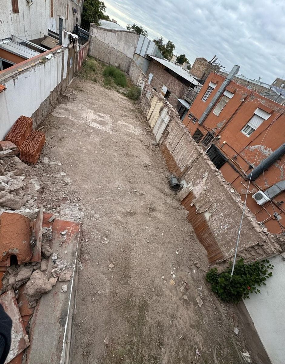 Lote en venta en Quinta Sección, Ciudad de Mendoza - 405 m² -Zonificación comercial/residencial - Listo para construir