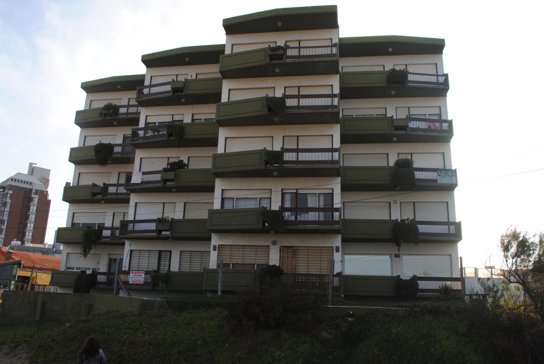 HERMOSO DEPARTAMENTO FRENTE AL MAR EN ZONA CÉNTRICA VILLA GESELL