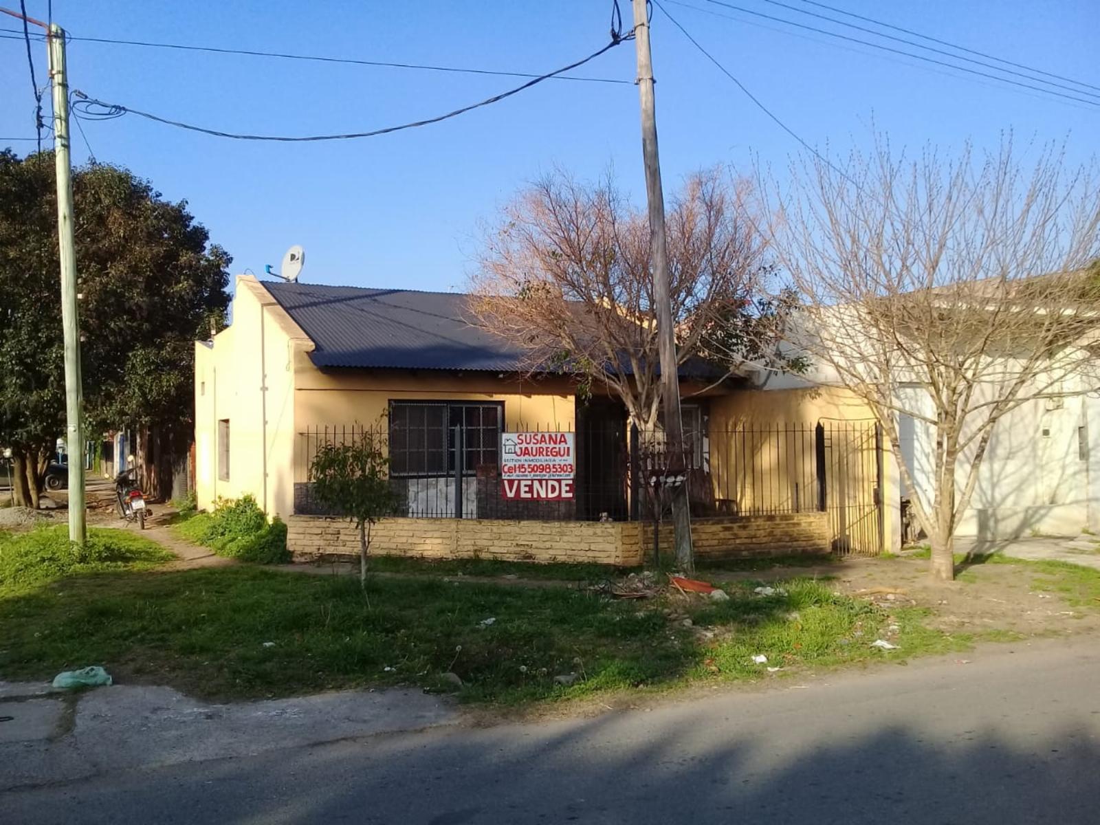 Se vende casa en Villa España Berazategui