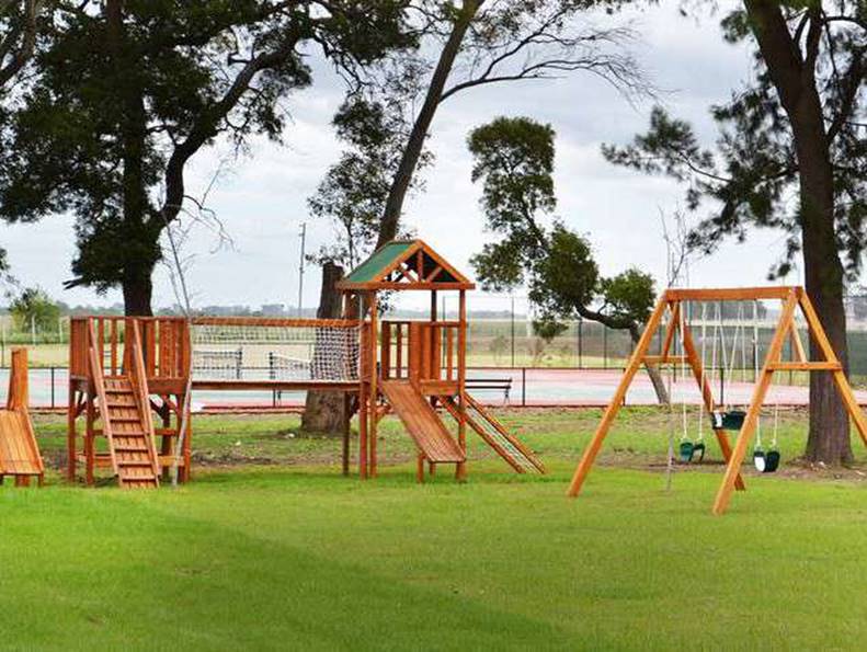 Importante Lote de 960 m² en Barrio San Lucas! 