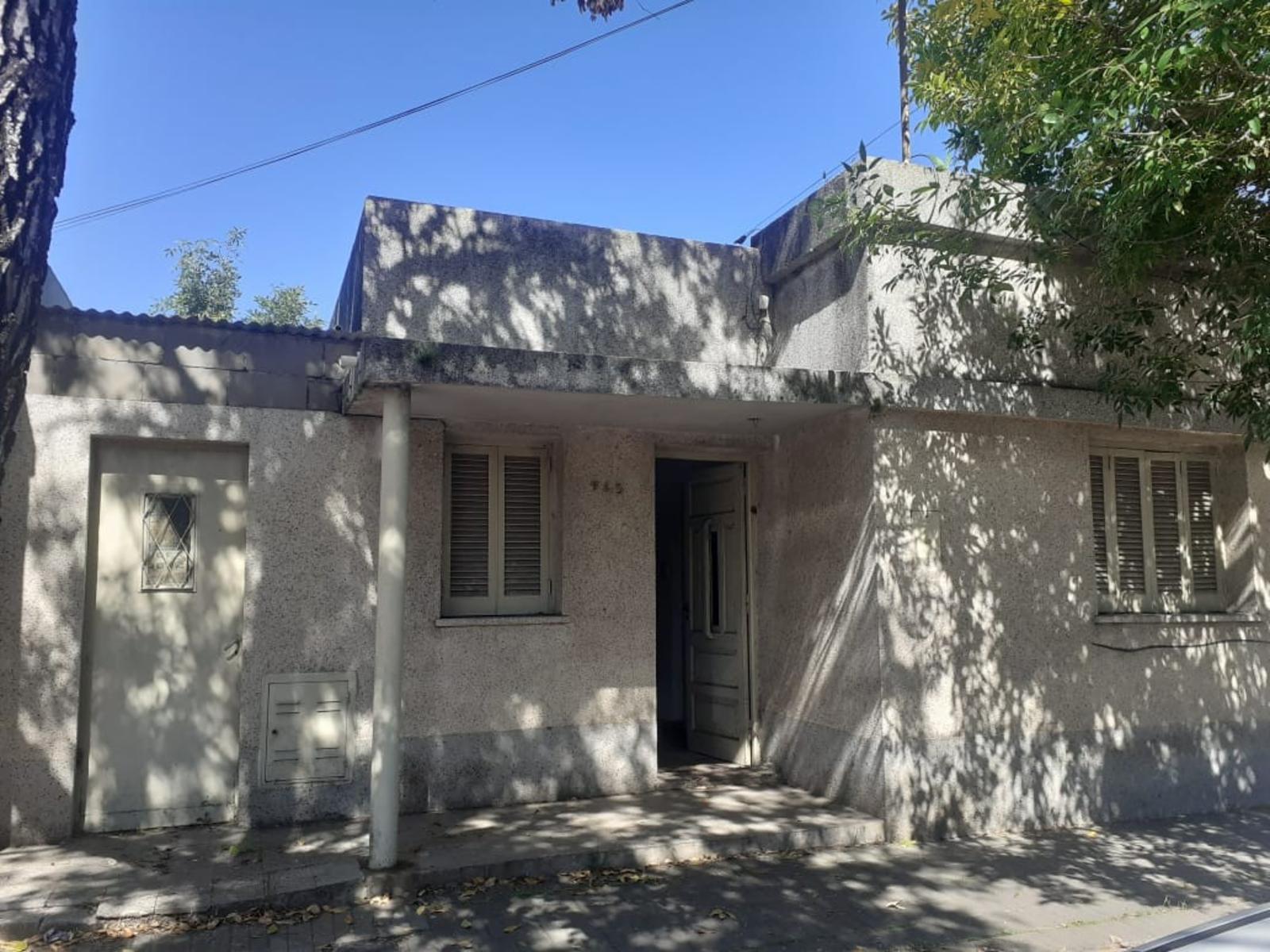 CASA CENTRICA A RECICLAR