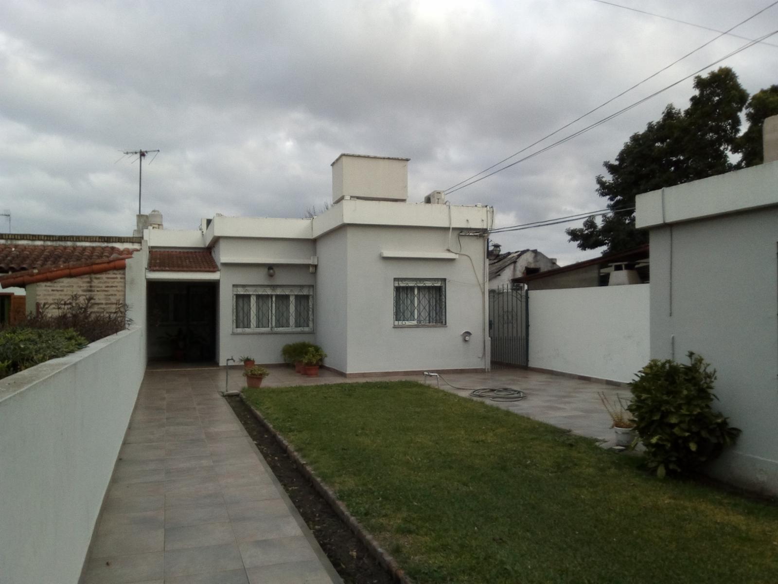 Hermosa Casa Americana en VENTA APTA CRÉDITO HIPOTECARIO en Glew.