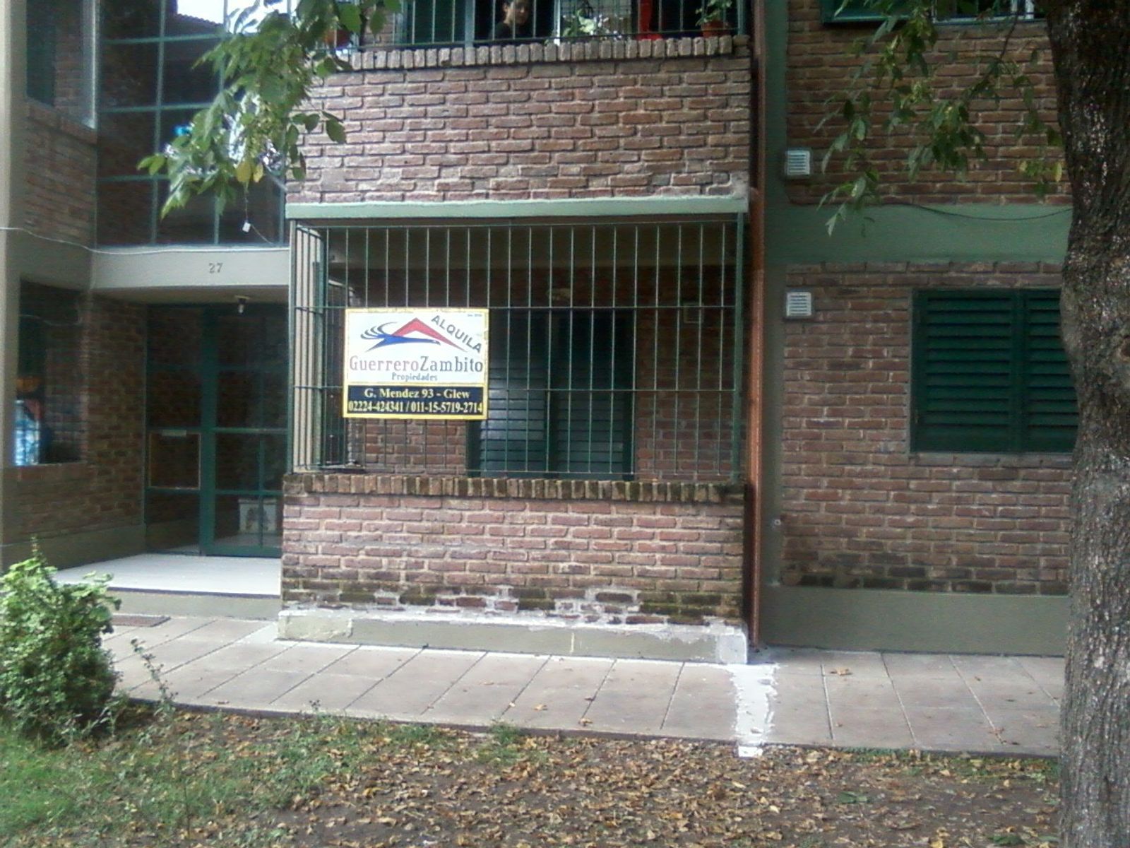 Departamento en VENTA en Complejo de viviendas UPCN de Glew, planta baja.-