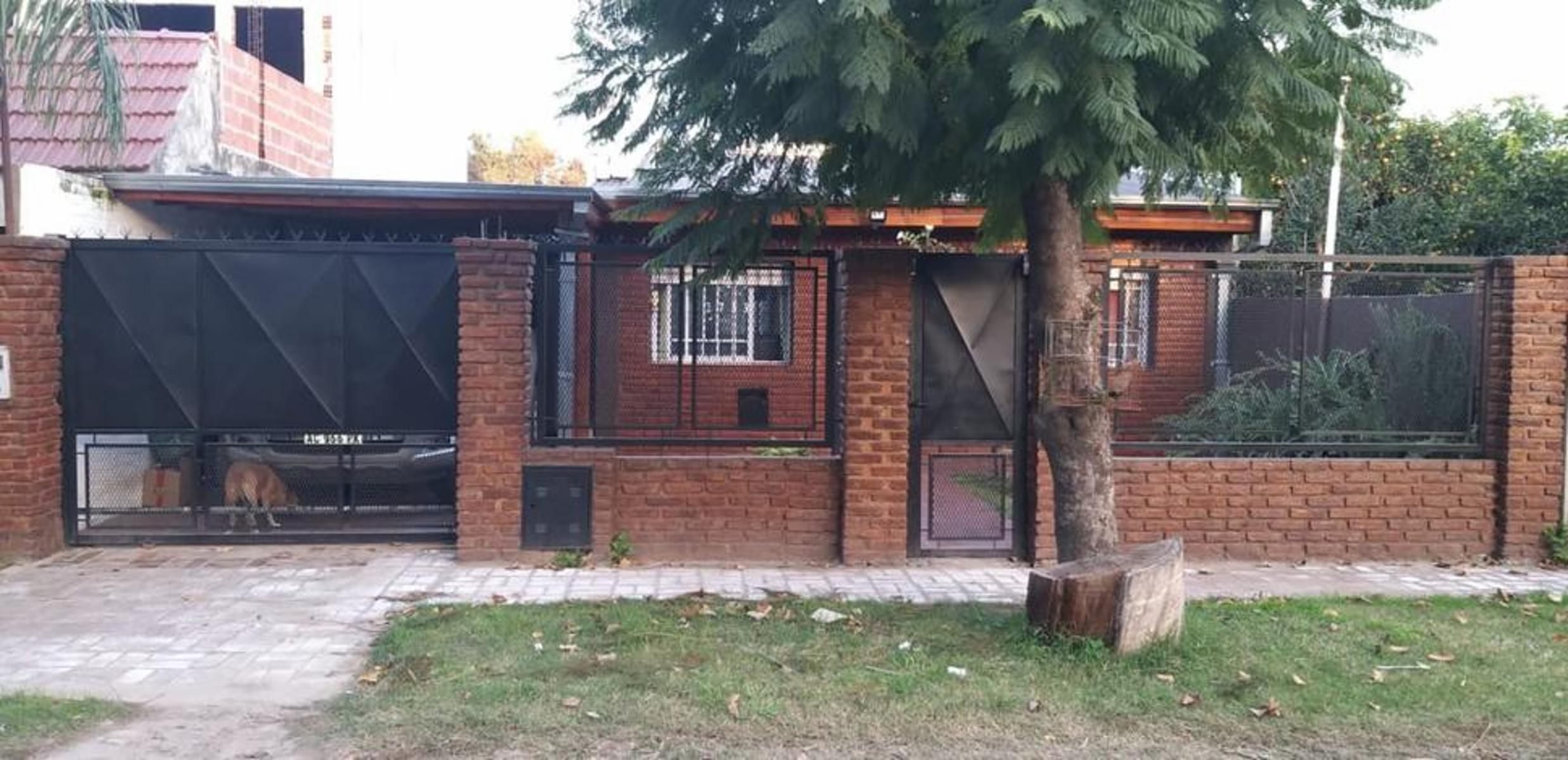 RETASADA Casa a la Venta HERMOSA PROPIEDAD PAPELES AL DIA, TOMO VEHICULO EN PARTE DE PAGO