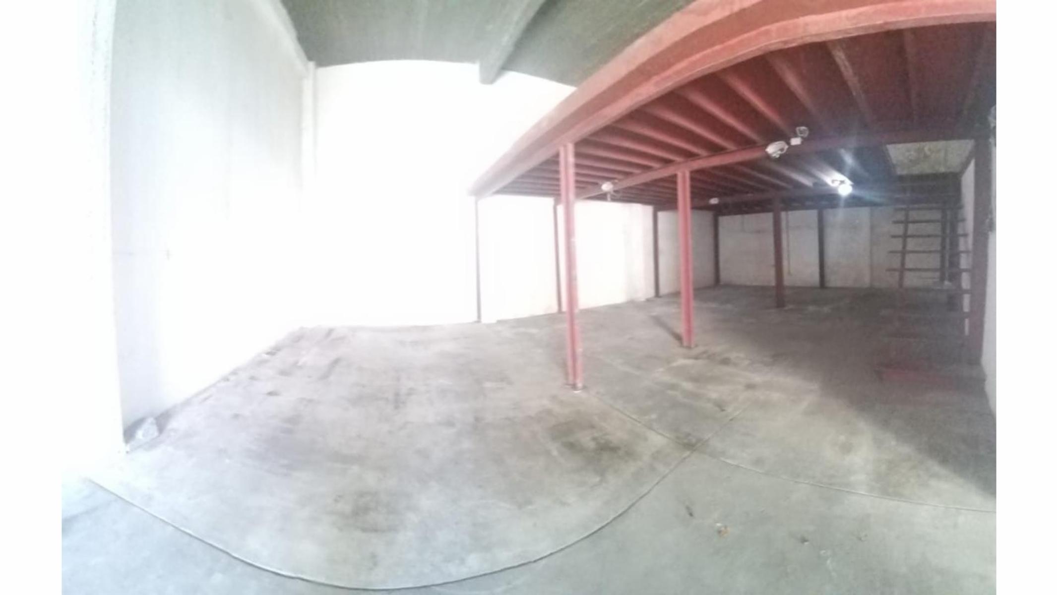 Alquiler de Galpón en Moreno, calle Posadas 600