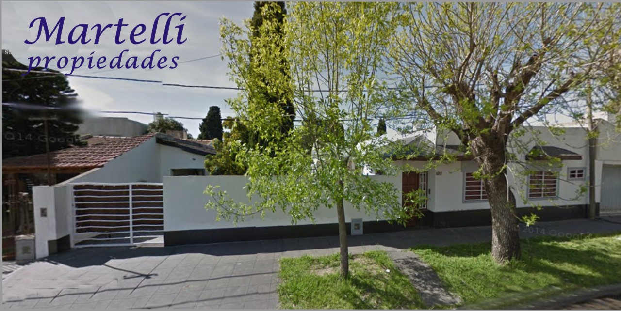 Casa de 3 dormitorios con pileta, entre caminos