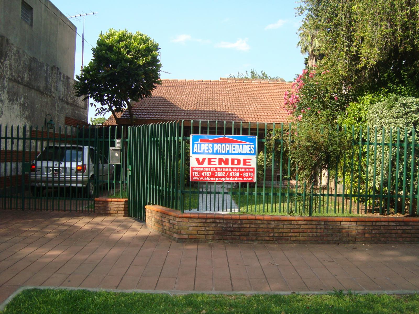 EXELENTE CHALET EN VILLA BALLESTER NUEVO VALOR