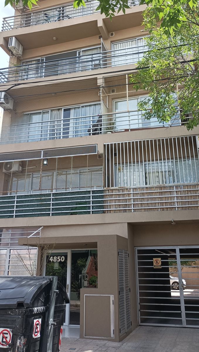 ALQUILER: Villa Pueyrredon Semipiso 2 amb con cochera