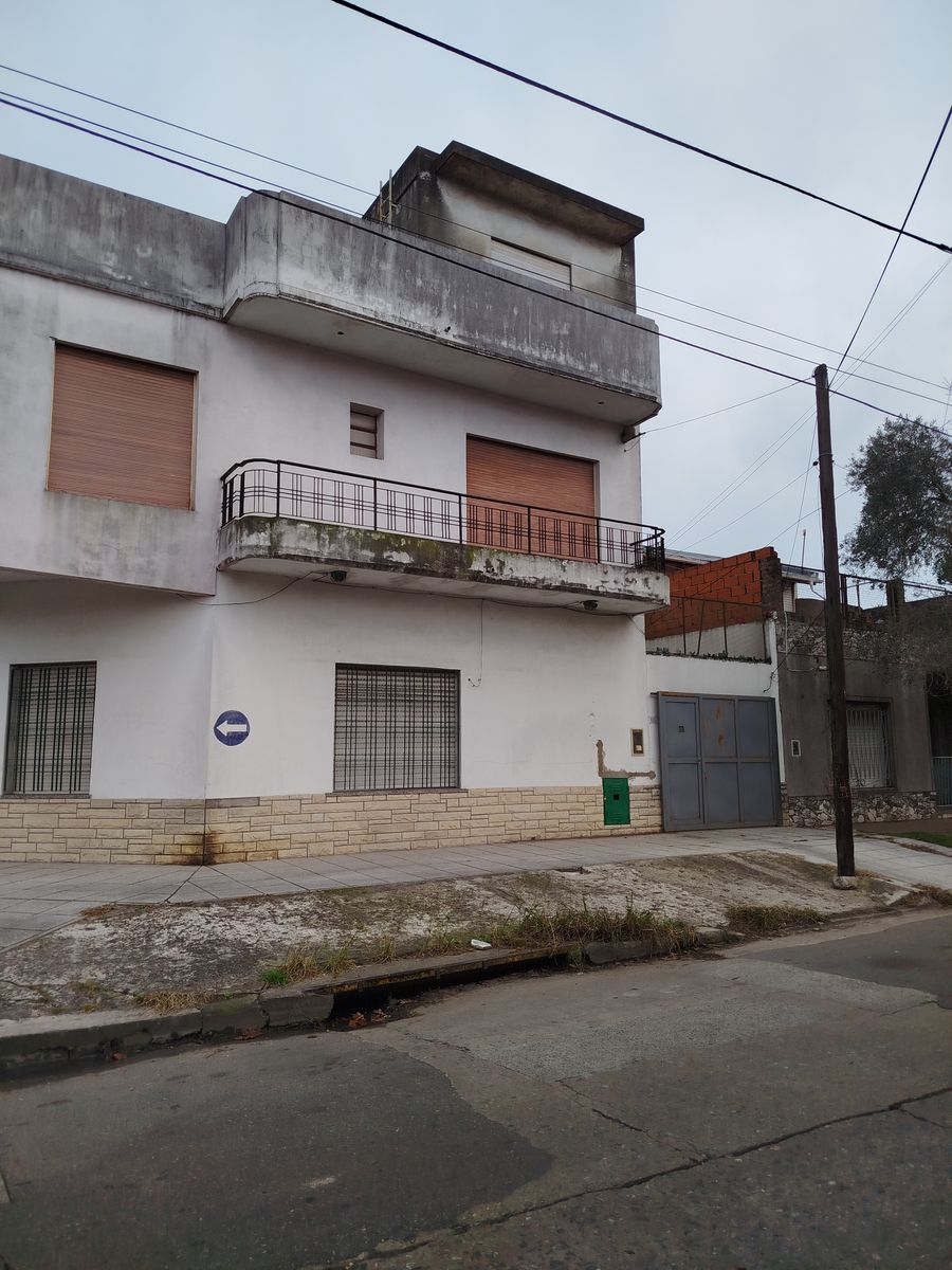 ALQUILER: San Andres. PH 3 amb patio y cochera