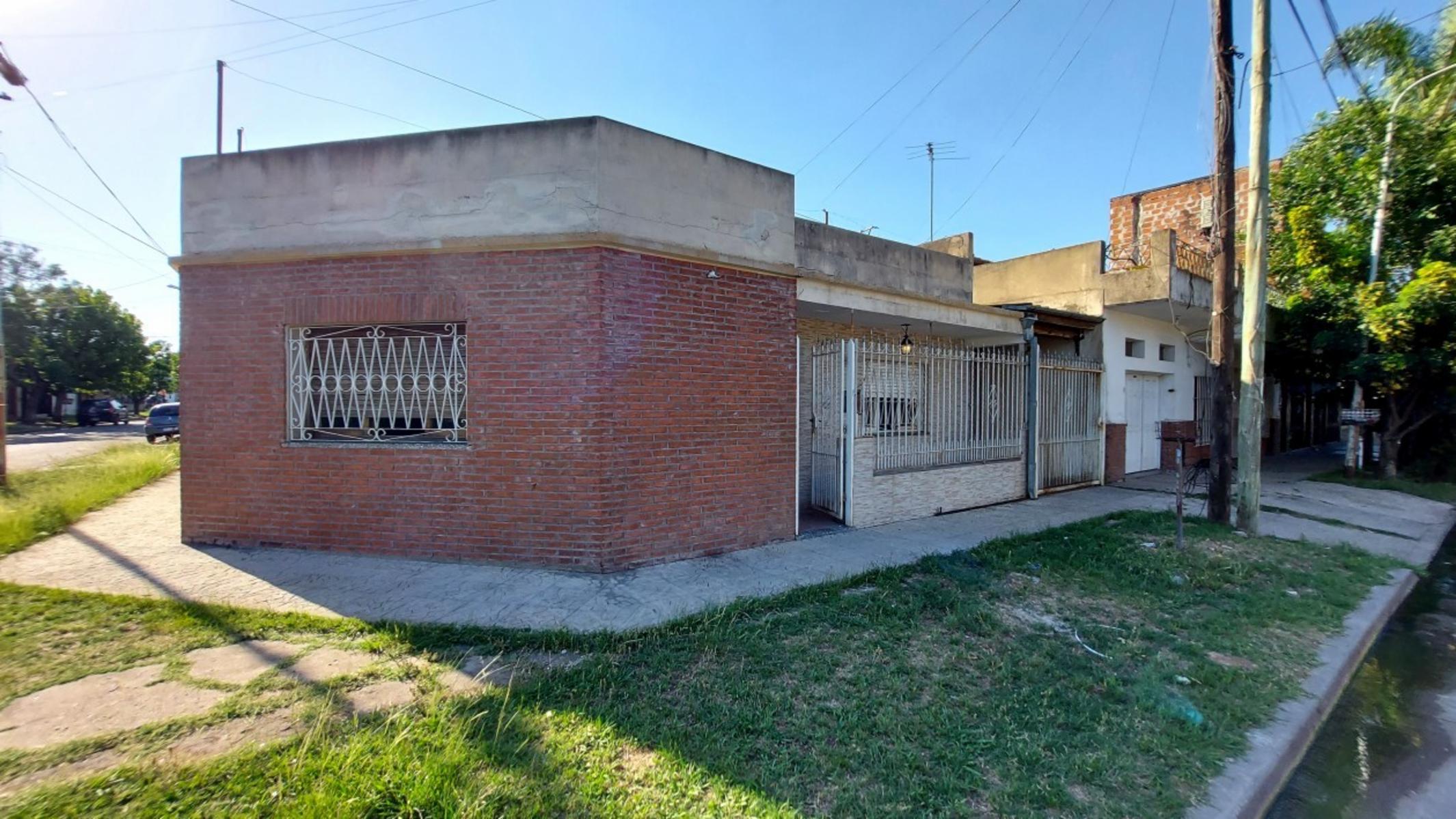 VENTA CASA MORON CASTELAR