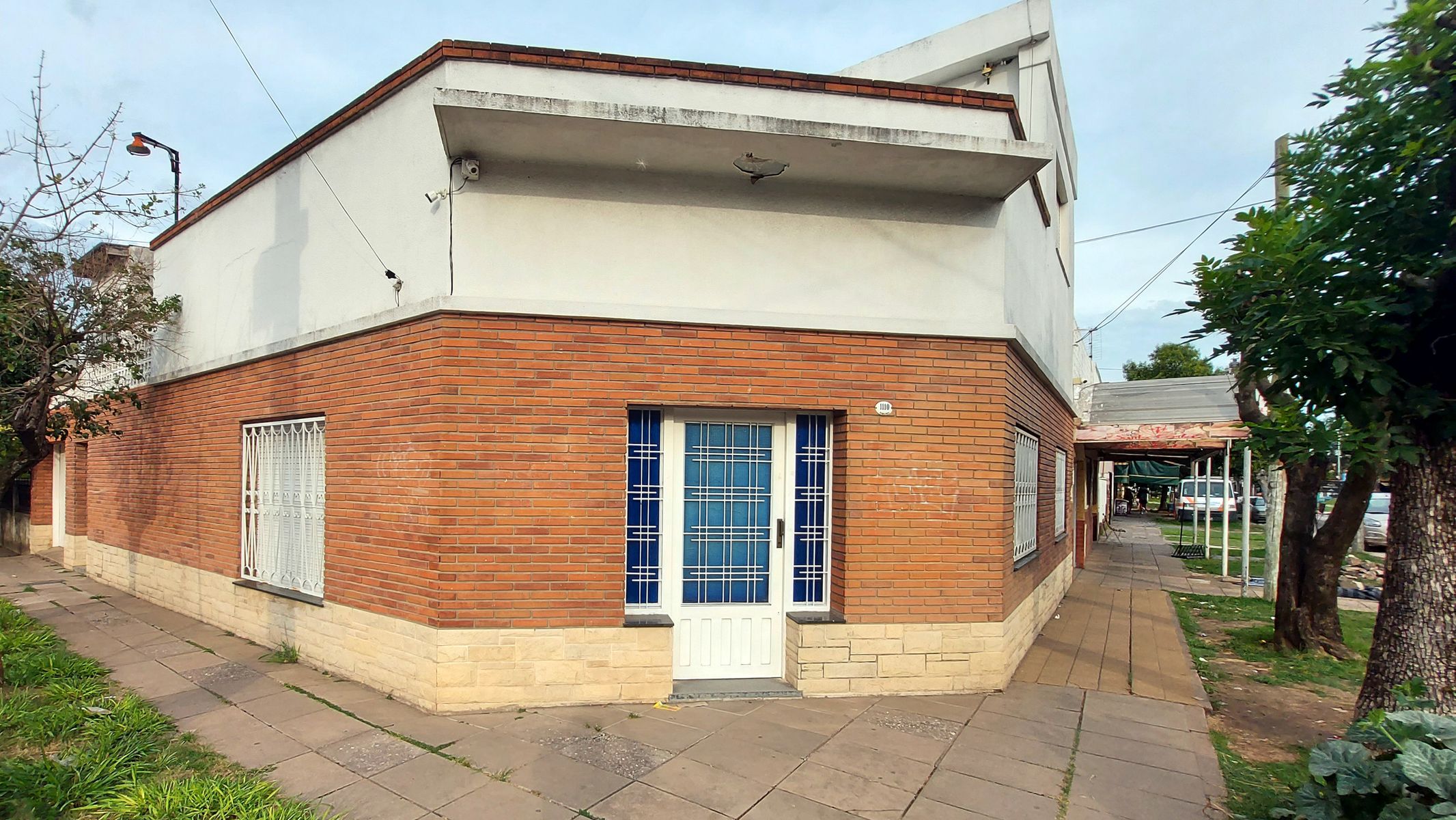 Alquiler casa Moron 4 ambientes