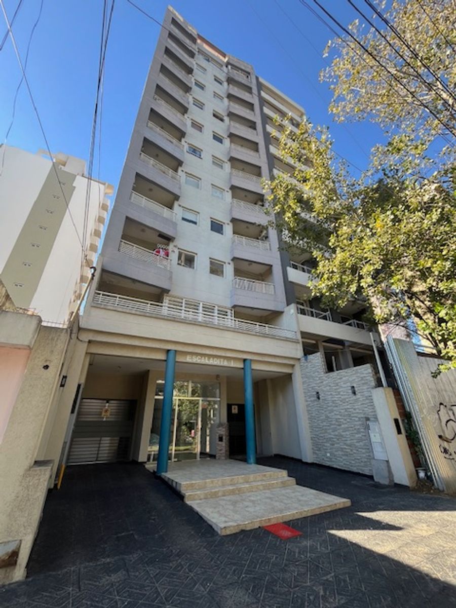 PISO EN ALQUILER DE 3 AMB AL FRENTE