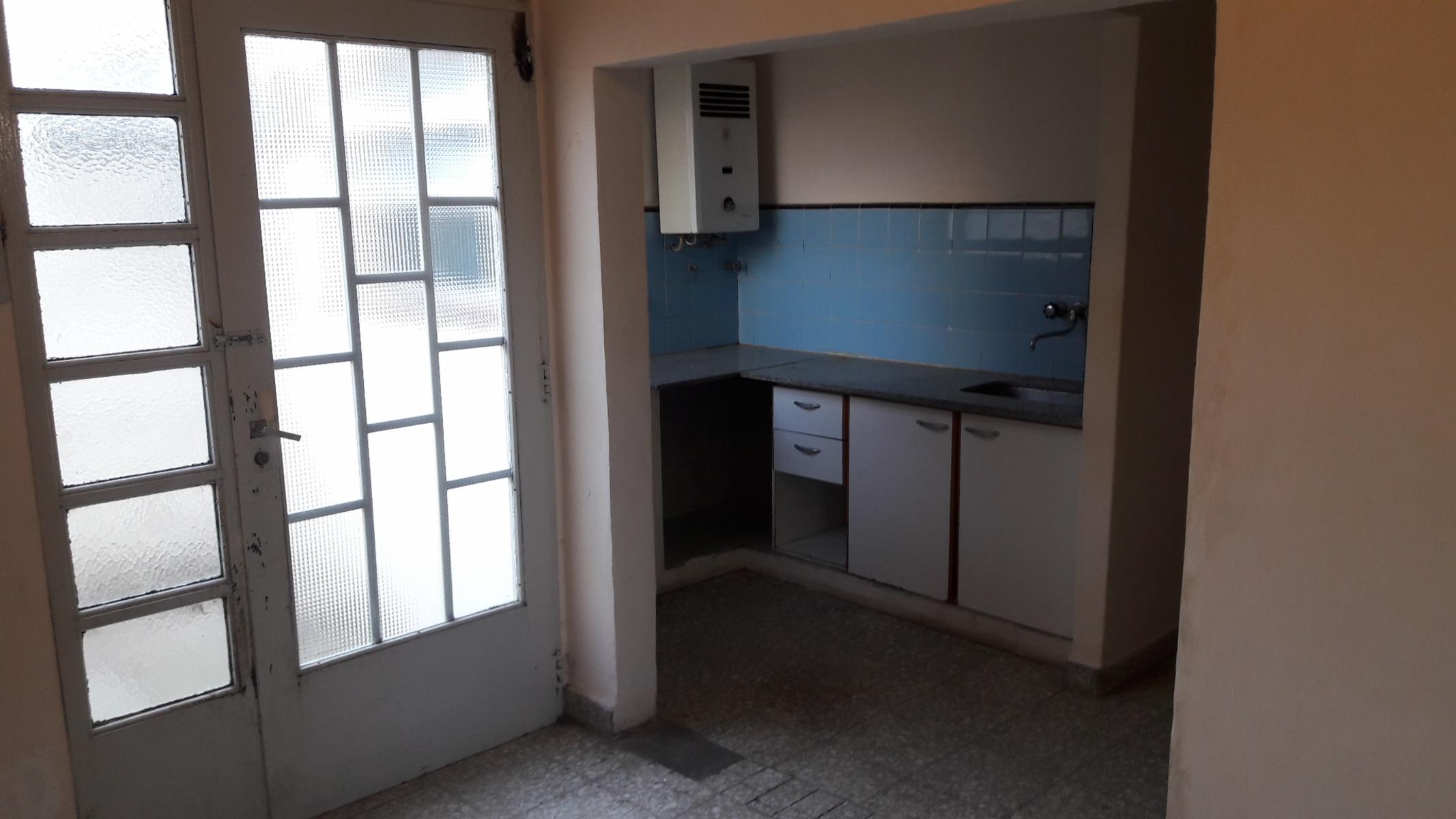 Departamento interno 2 dormitorios (1 chiquito)
