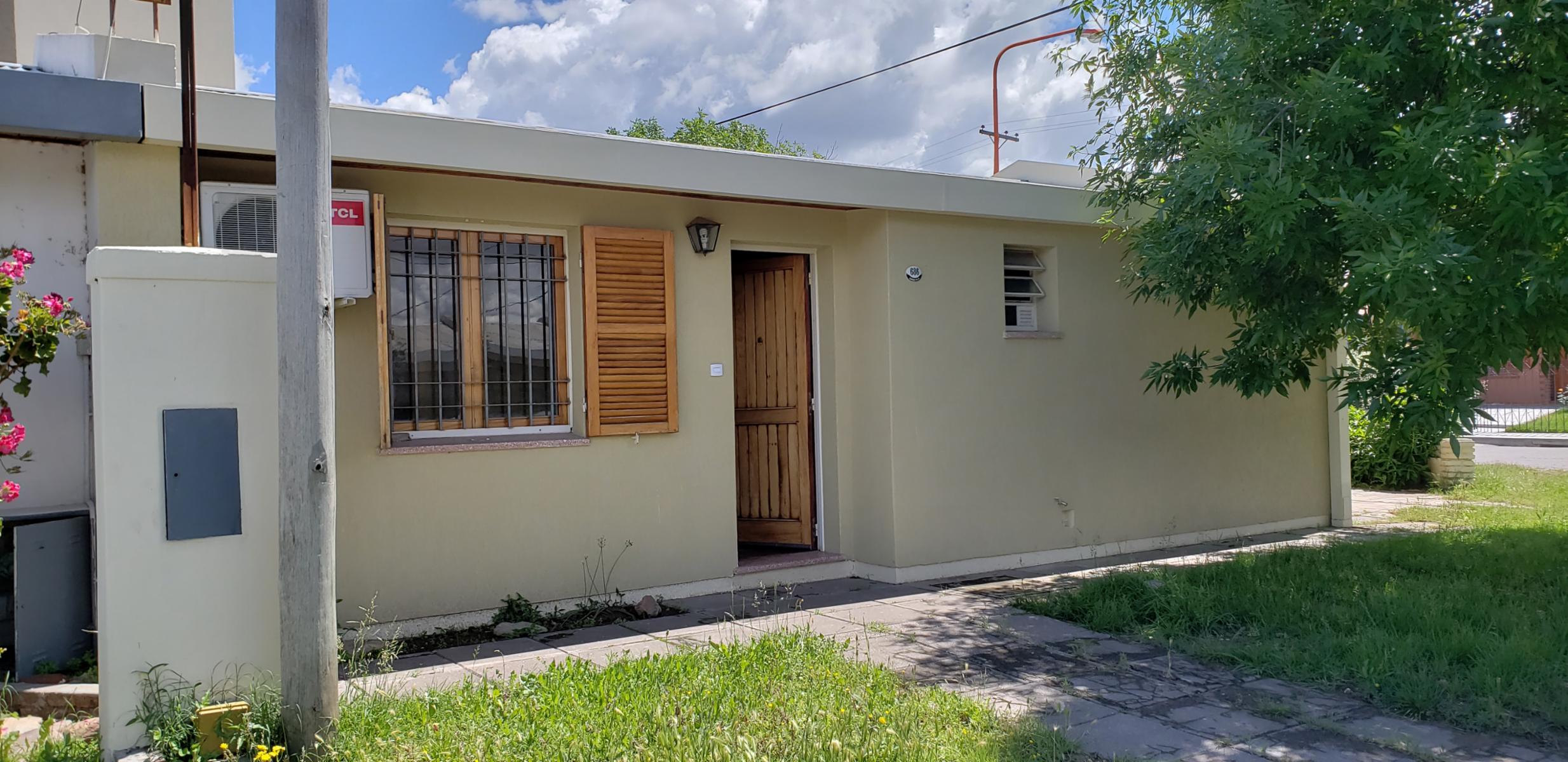 Casa 2 dormitorios Guarda Vieja 600 Brio Banco Provincia