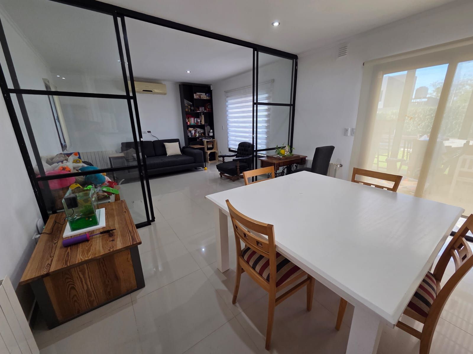 Casa 3 dormitorios con pileta + depto