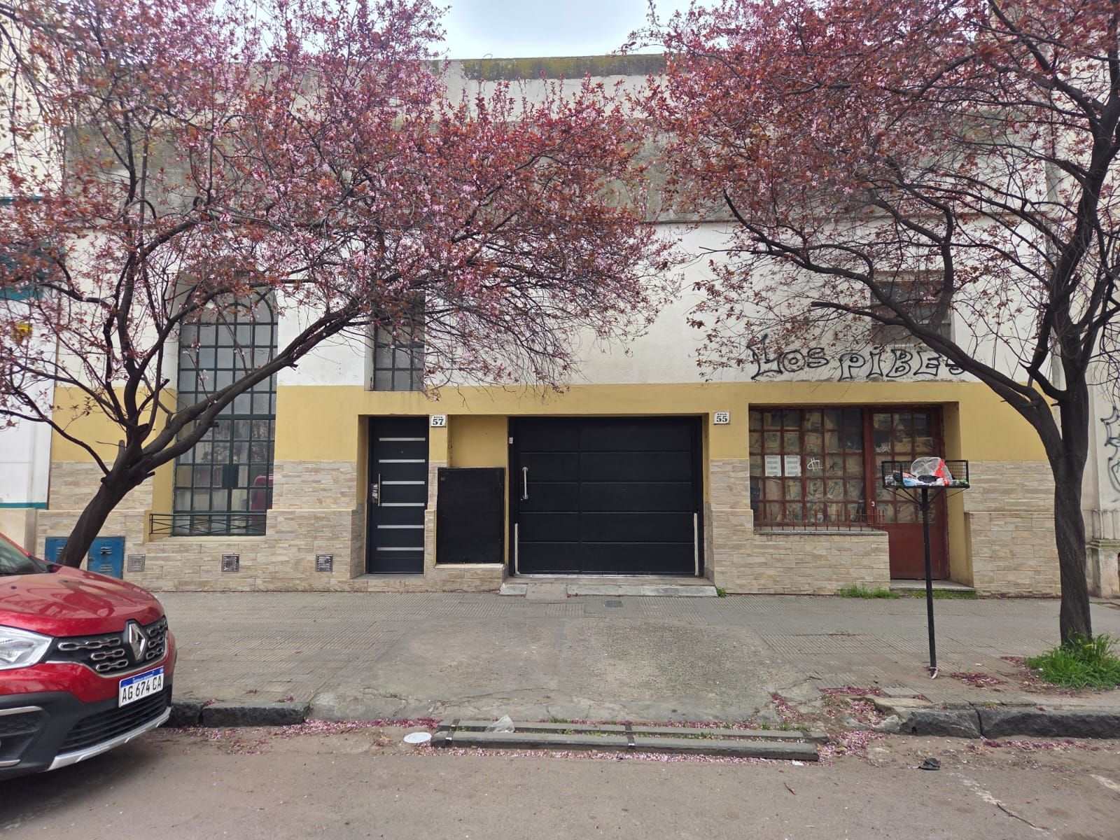 Ideal Constructoras propiedad con lote de 12 x 38 mts