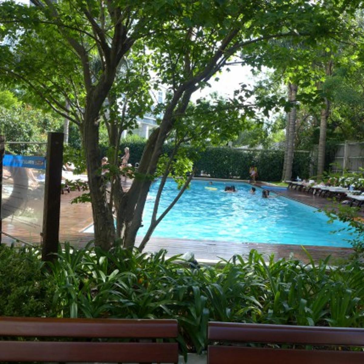 EXCLUSIVO DEPT 4 AMB, COCHERA Y DOS BAULERAS QUARTIER SINCLAIR PISO ALTO VISTA AL RIO U$S630.000