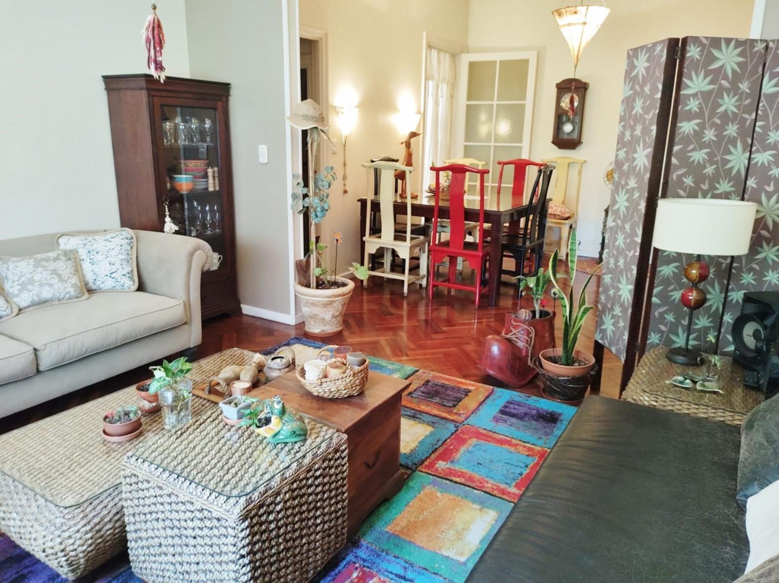 Belgrano R. Alquiler Temporario. Divino Depto 2 Amb Balcon Frente. Amoblado Por Decoradora. Impecable. Precio Por Mes U$D750 Paquete Mas Luz.