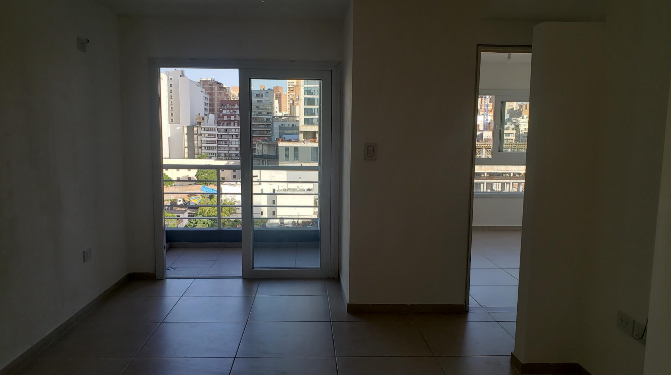 Dpto. EN VENTA con Gran Vista y Balcón. GÜEMES. Córdoba.