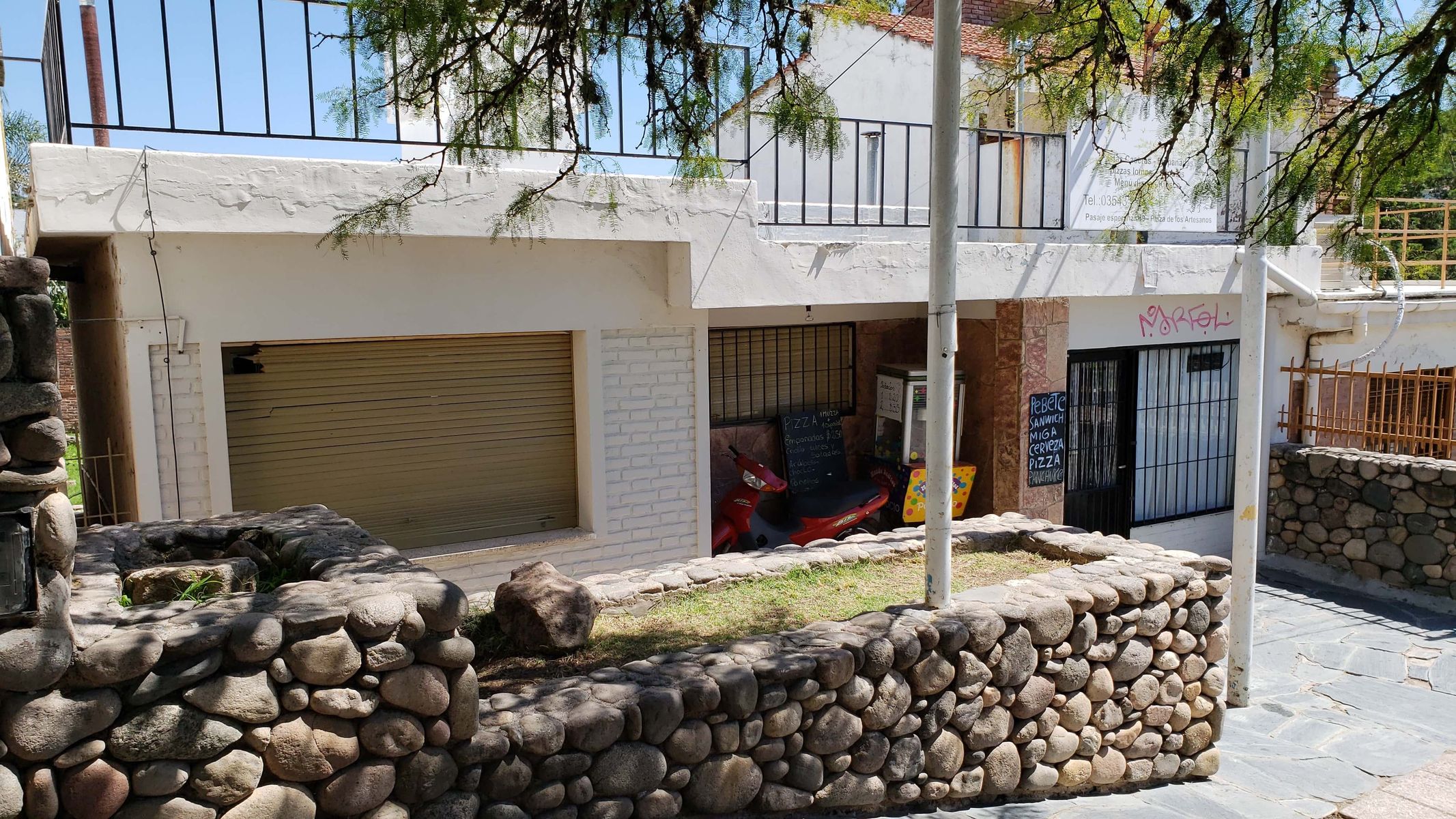 Vive la Oportunidad: Casa-Local Gastronómico en Río Ceballos