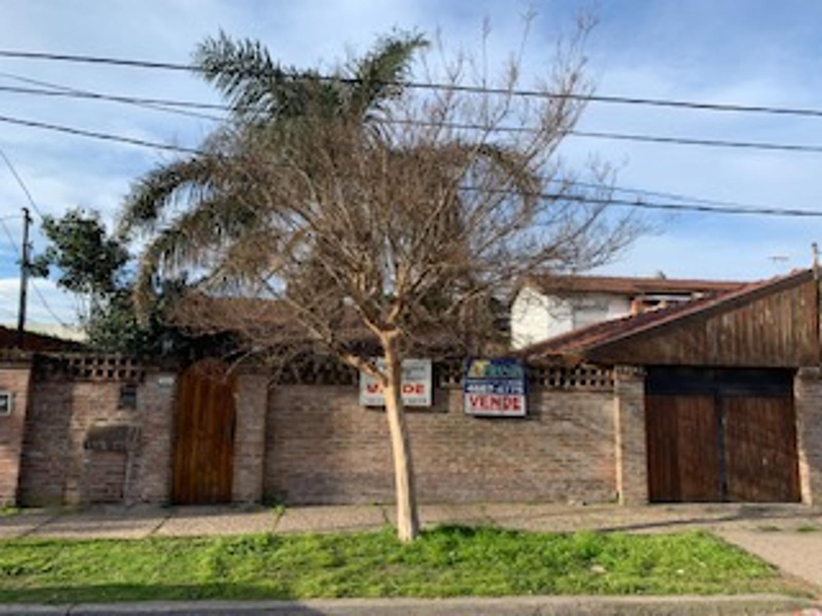 CHALET CON PISCINA EN SAN MIGUEL