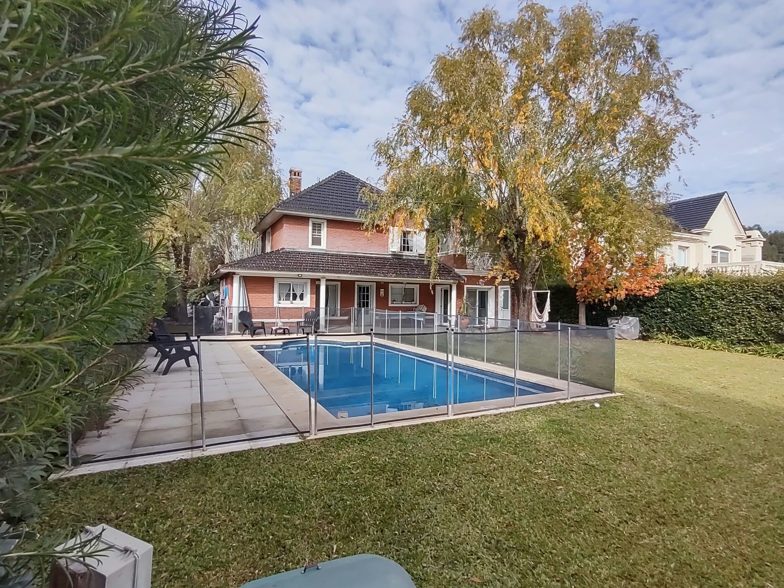 Alquiler anual, casa Country Club Solar del Bosque